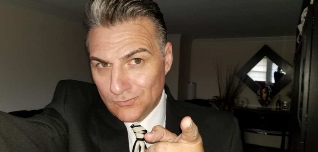 The Evolution of Performing Chameleon Billy&nbsp;Mira